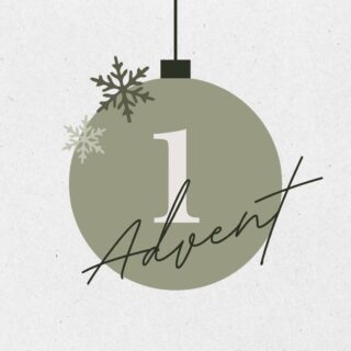 🎄✨ 1. Advent: Die besinnliche Zeit beginnt! ✨🎄
Der erste Advent ist da und die Vorfreude auf Weihnachten steigt! 🎉 Haltet die schönsten Momente fest – mit unserer umgebauten Fotobox!
📸 Fotobox-Highlights:
 • Touchscreen & Buzzer für einfache Bedienung
 • Sofortiger Download via QR-Code
 • Optionaler Fotodruck
 • Professioneller Hintergrund & Requisiten
🚚 Anfahrt bis 30 km + kostenloser Auf-/Abbau inklusive!
Bucht jetzt für euer Advents-Event! 💖
👉 Website in der Bio
#1Advent #Fotobox #GalaxyEventservice #UnvergesslicheMomente